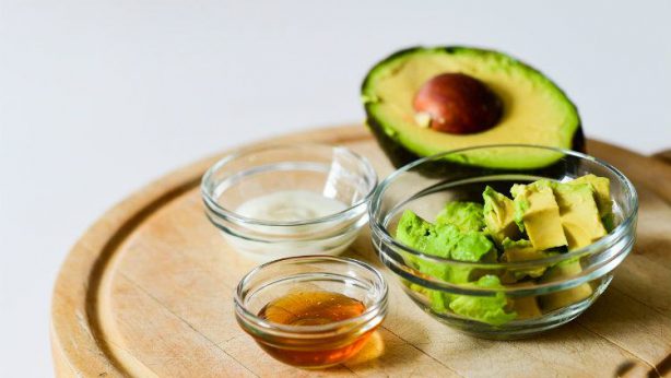 Kurkdroog haar? DIY Avocadomasker!