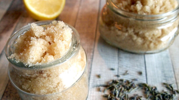 Hoe scrub je de huid? Geweldig geurende DIY scrubs